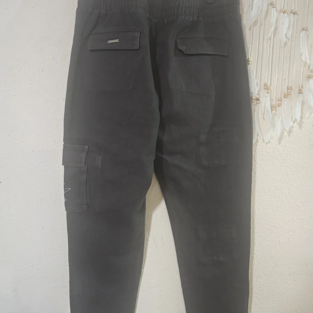 Maniere De Voir Charcoal Graphic Cargo Pants